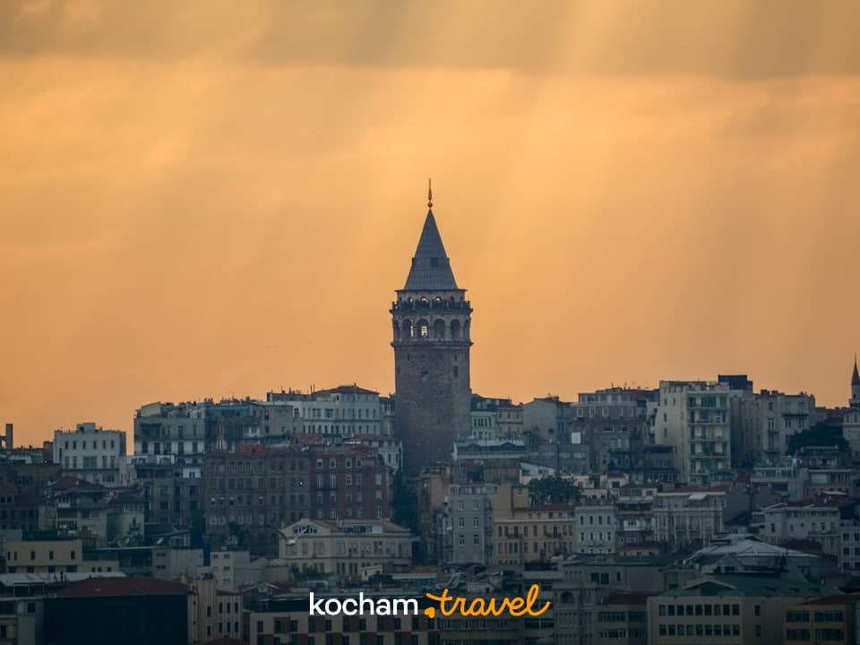 Wieża Galata, Stambuł, zachód słońca, panorama miasta, architektura