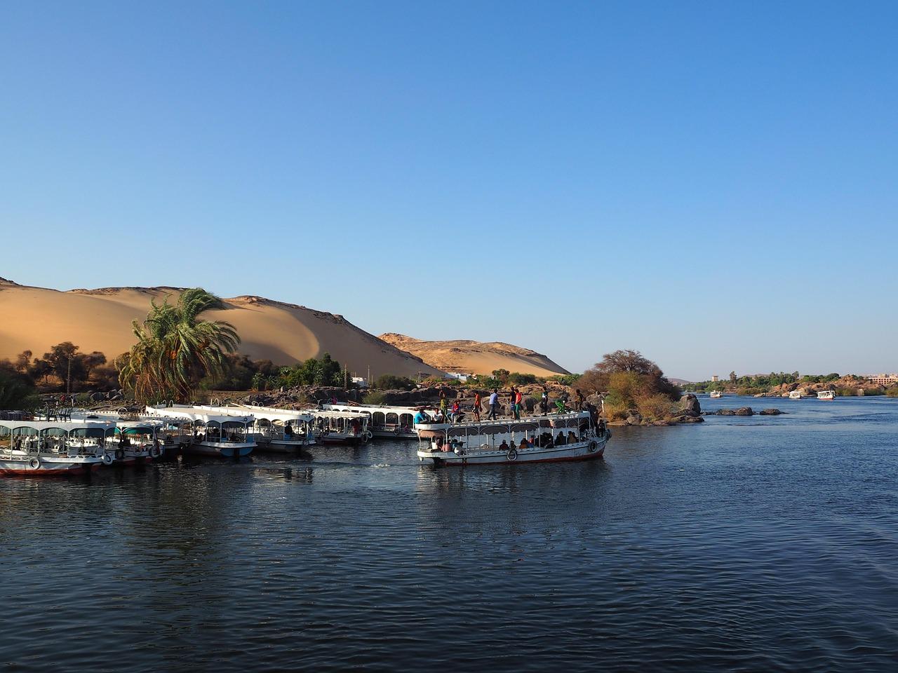 Dania kuchni egipskiej w restauracji Nubian