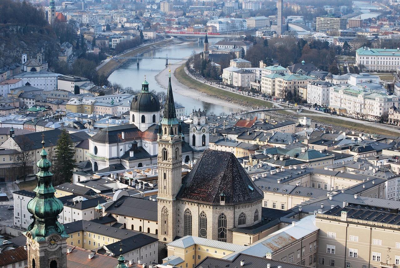 Widok na Salzburg, architektura