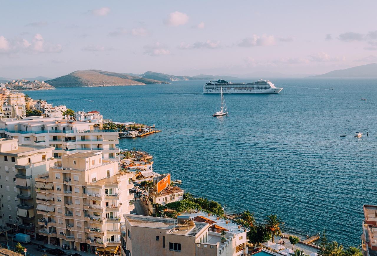 Eleganckie danie w restauracji Ship to Shore