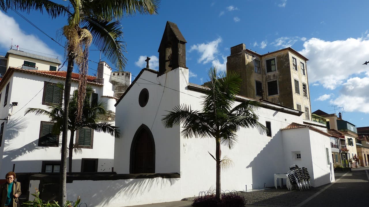 Funchal: gdzie zjeść — lokalne klasyki i street food?