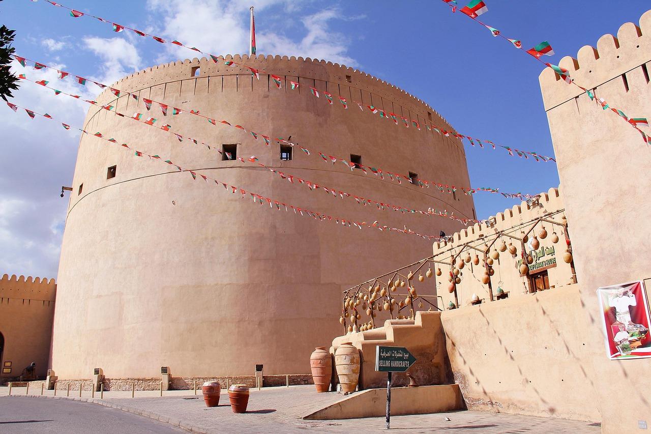 Nizwa: gdzie zjeść — lokalne klasyki i street food?