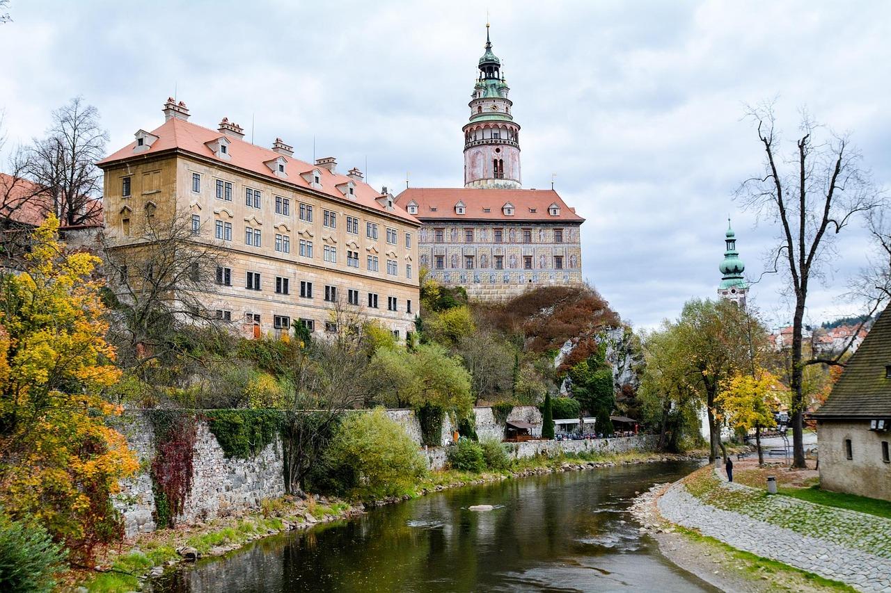 Czeski Krumlov: gdzie zjeść — lokalne klasyki i street food?