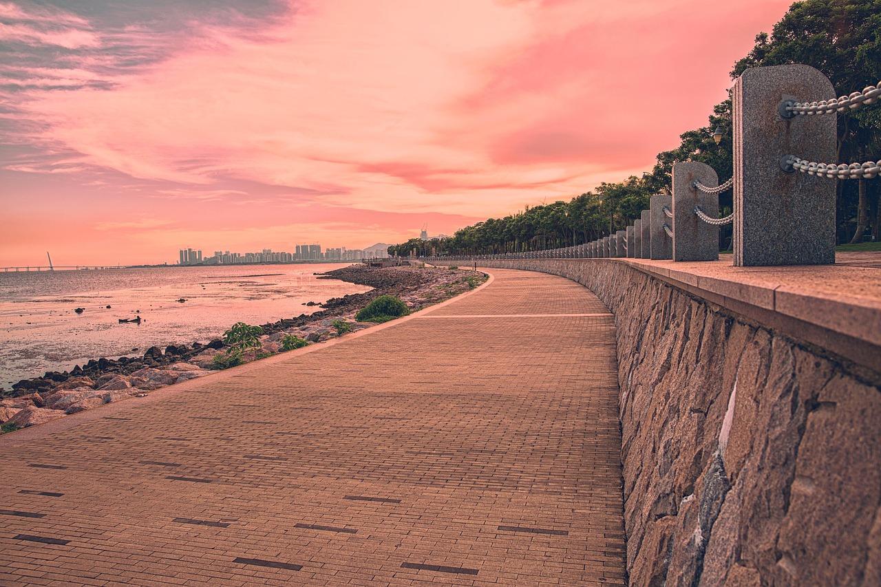 Zachód słońca nad plażą w Montego Bay