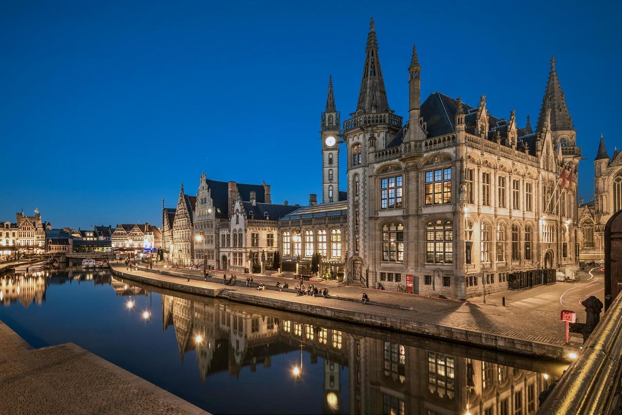 Leuven: gdzie zjeść — lokalne klasyki i street food?