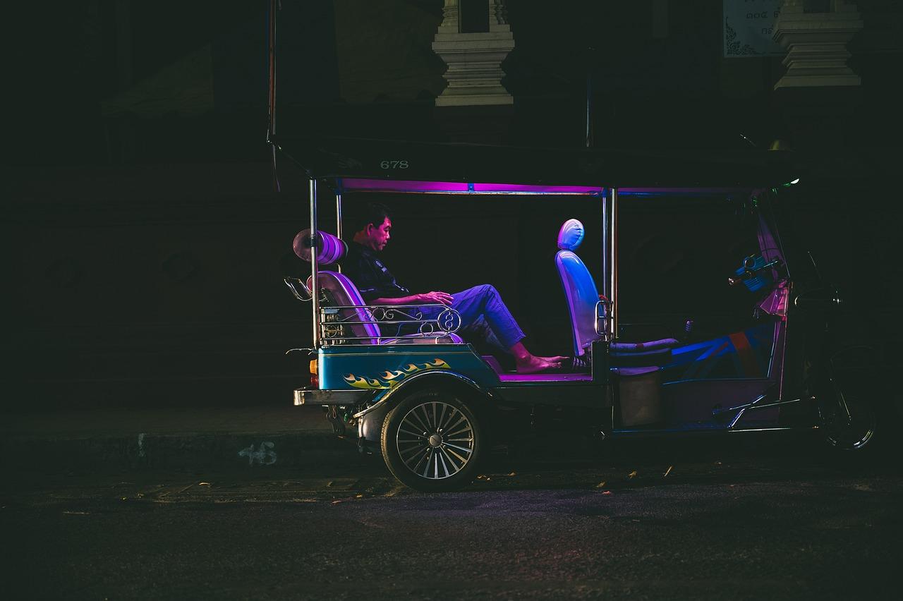 Tuk-tuk w Pattayi