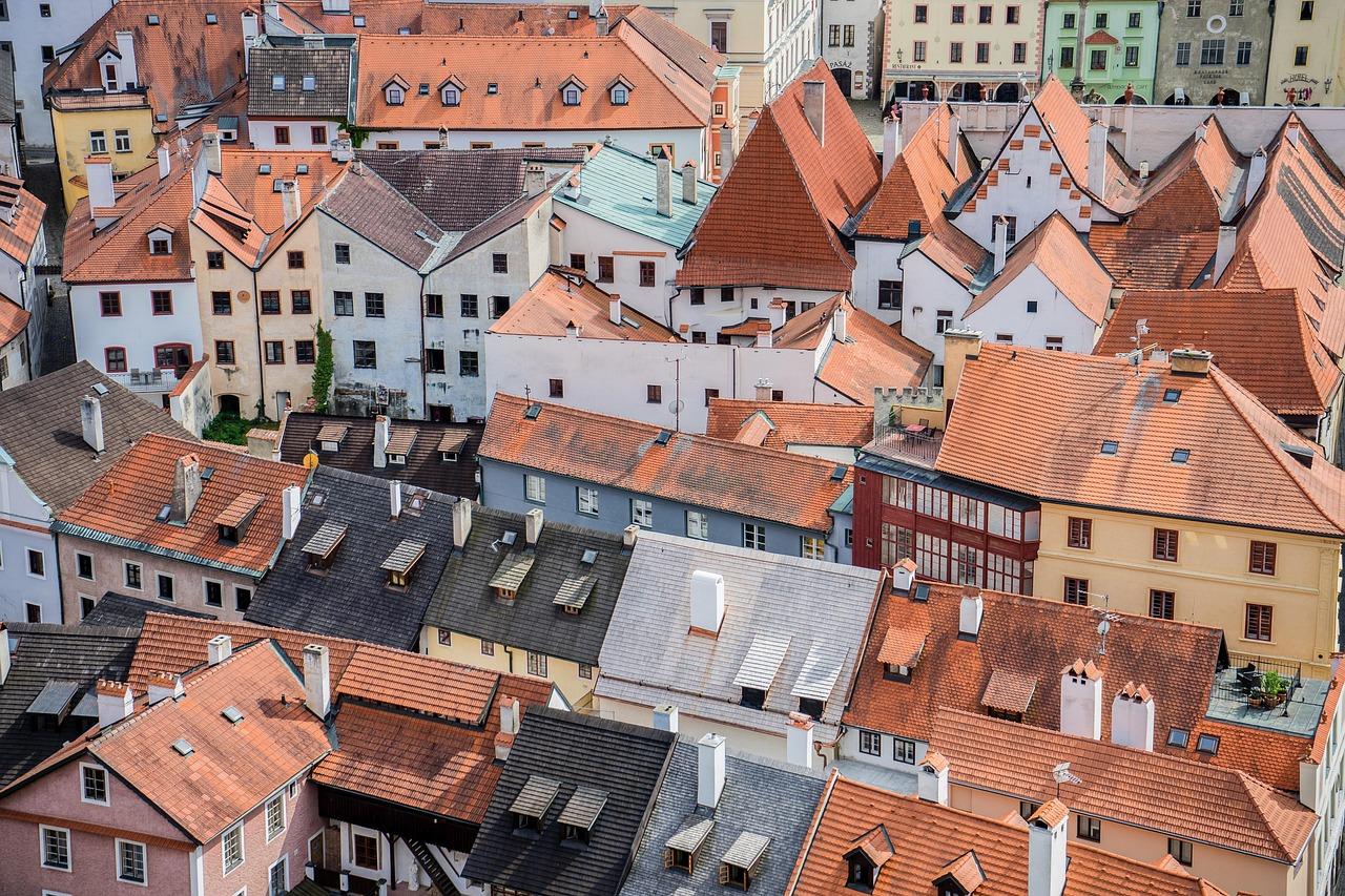 Czeski Krumlov: jak dojechać i gdzie spać — przejrzysty plan?
