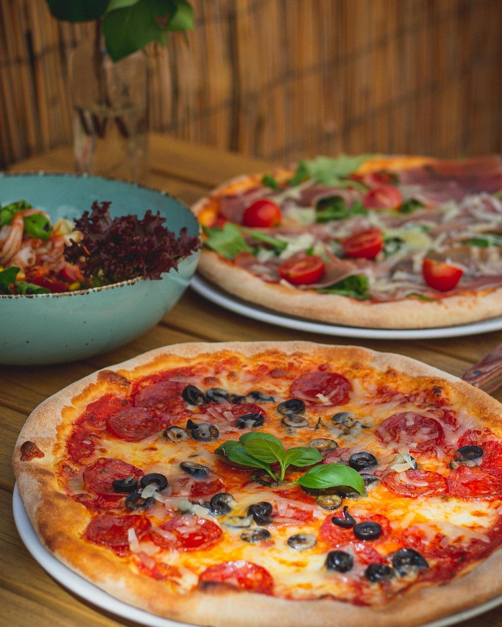Pizza i duszone ośmiornice w Trattoria de Carusso