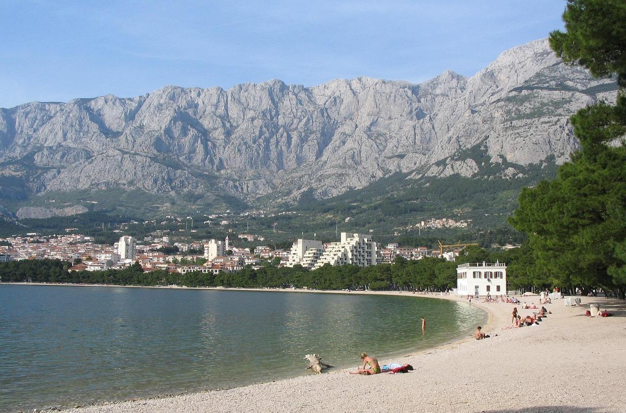 Malownicza plaża w Makarskiej