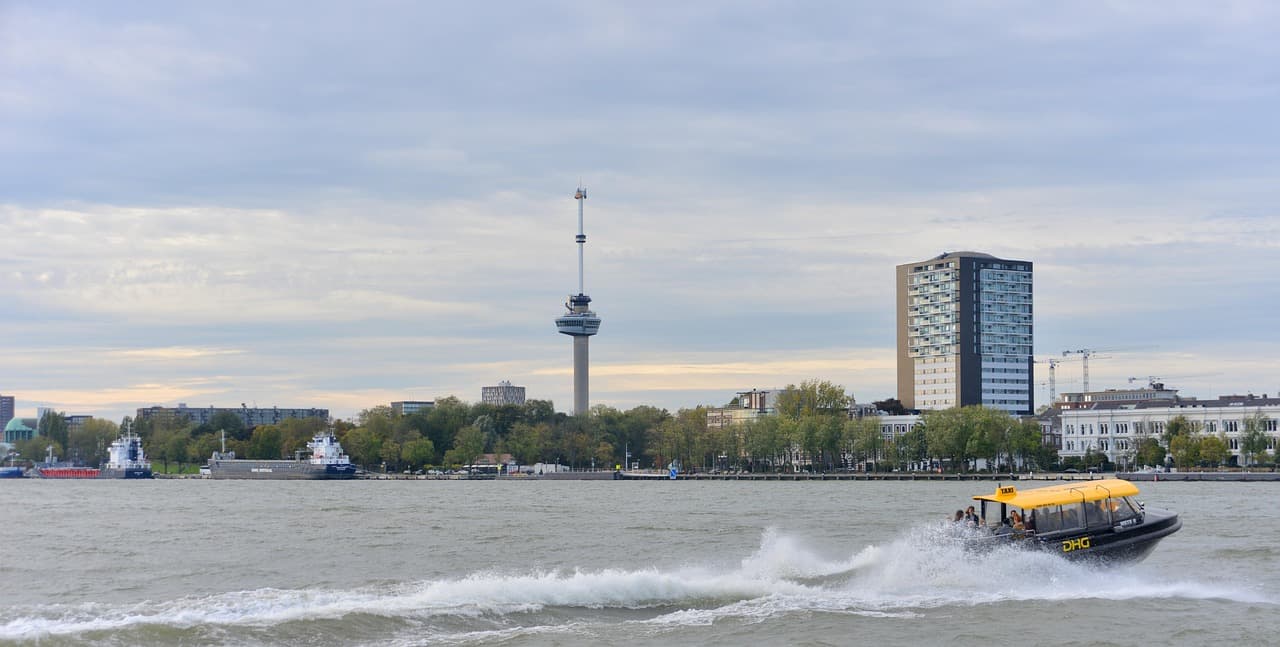 Komunikacja miejska w Rotterdamie