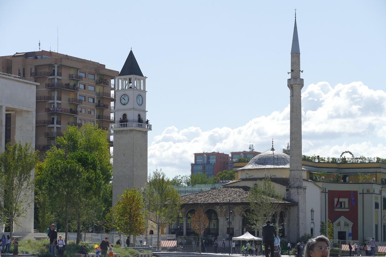 Autobus na trasie Tirana - Vlora